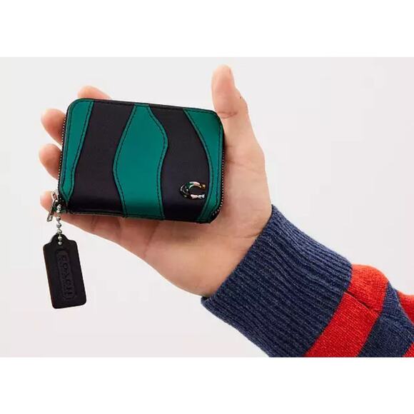COACH Zip Around Wallet In Wavy Stripe Upcrafted Leather NWT - Picture 5 of 7
